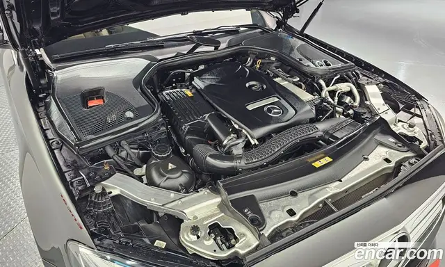 Mercedes-Benz E-Class 2017 2.0 автомат (гидро), миниатюра 6