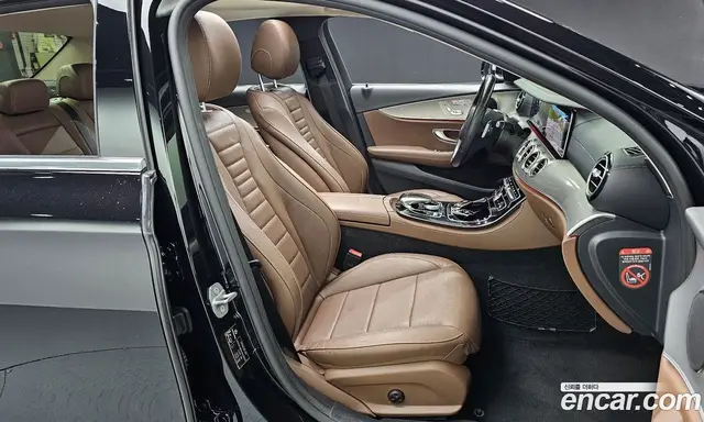 Mercedes-Benz E-Class 2017 2.0 автомат (гидро), миниатюра 10