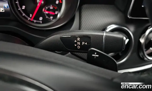 Mercedes-Benz GLA-Class 2019 2.0 гидро, миниатюра 11