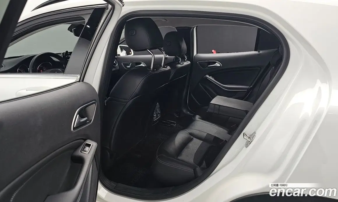 Mercedes-Benz GLA-Class 2019 2.0 гидро, фото 17