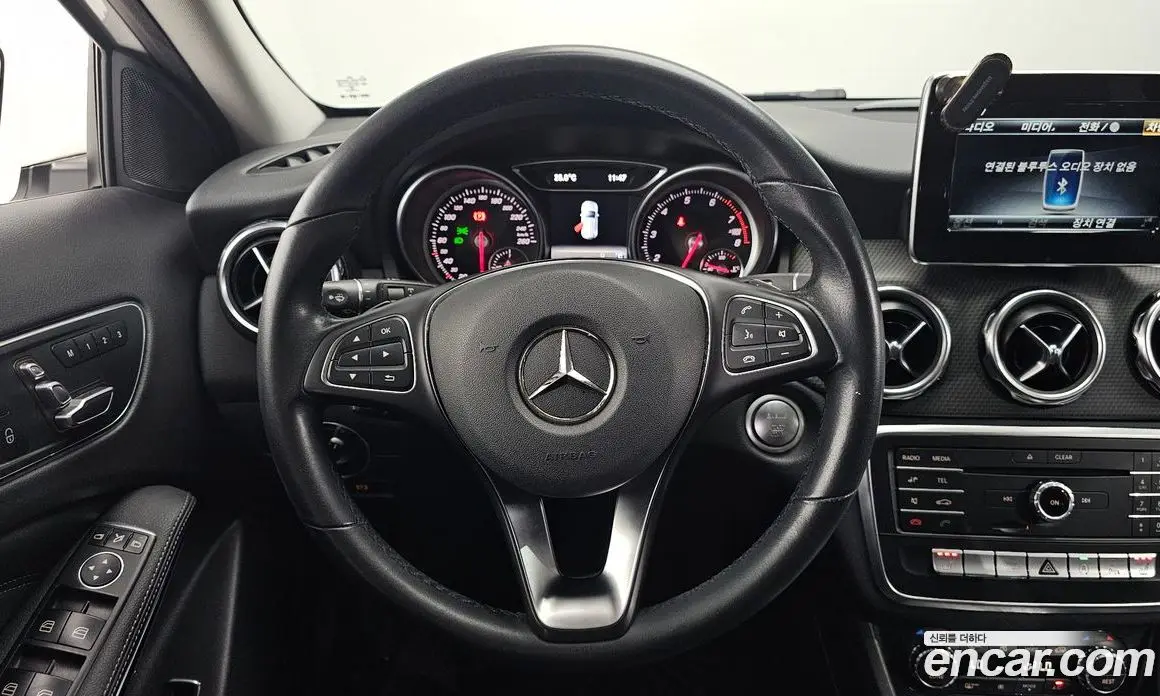 Mercedes-Benz GLA-Class 2019 2.0 гидро, фото 18