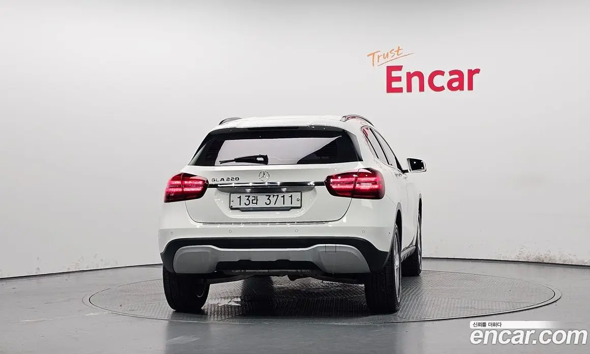 Mercedes-Benz GLA-Class 2019 2.0 гидро, фото 3