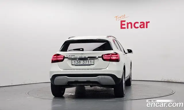 Mercedes-Benz GLA-Class 2019 2.0 гидро, миниатюра 3