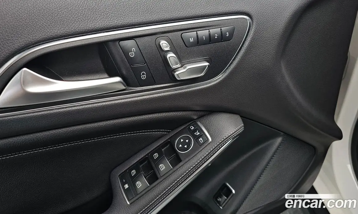 Mercedes-Benz GLA-Class 2019 2.0 гидро, фото 23
