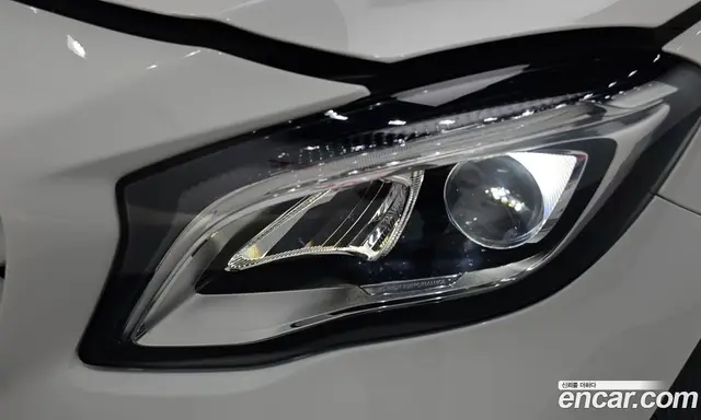 Mercedes-Benz GLA-Class 2019 2.0 гидро, миниатюра 7
