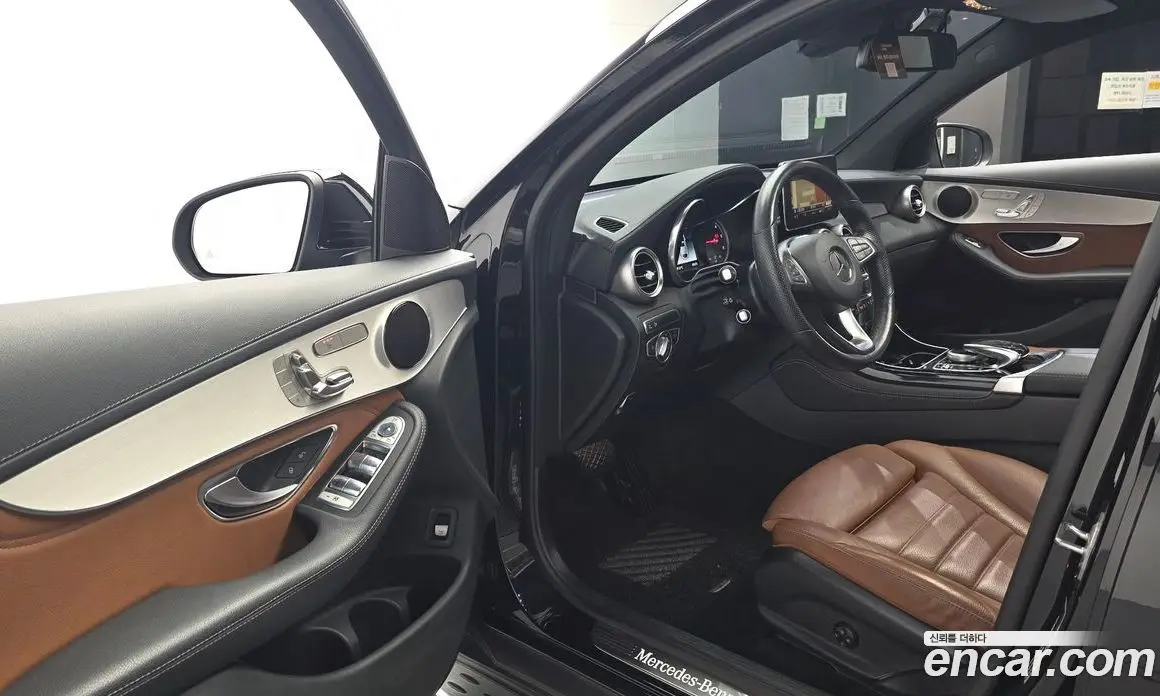 Mercedes-Benz GLC-Class 2017 2.1 гидро, фото 10 Mercedes-Benz GLC-Class 2017 2.1 гидро, фото 10
