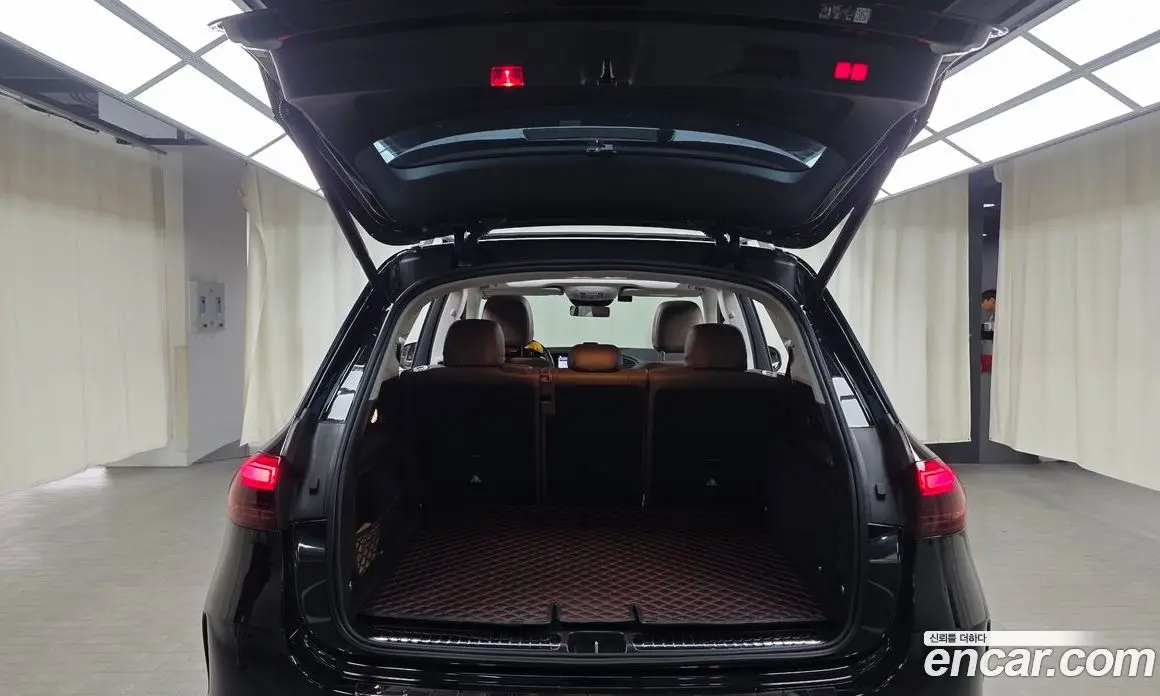 Mercedes-Benz GLE-Class 2024 3.0 гидро, фото 22