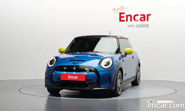 Mini Cooper 2023 автомат (гидро), миниатюра 3