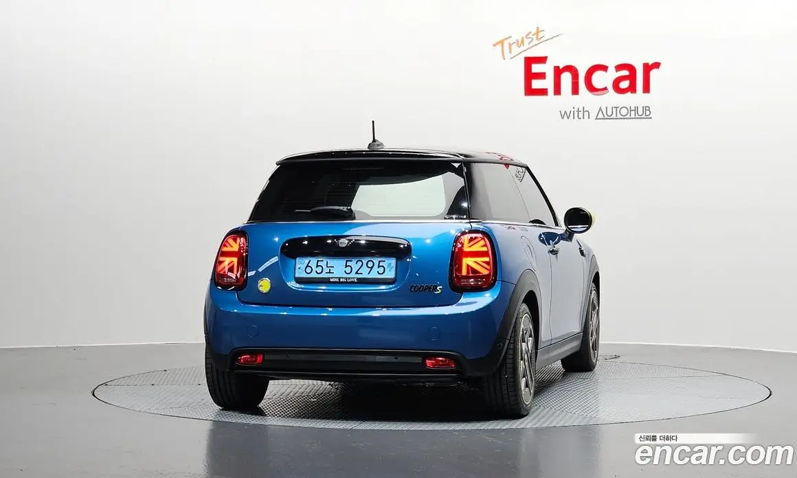 Mini Cooper 2023 автомат (гидро), фото 4