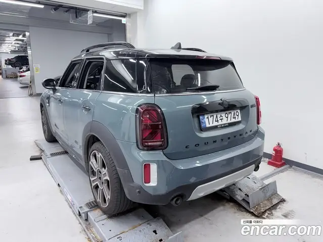 Mini Countryman 2022 2.0 автомат (гидро), миниатюра 5