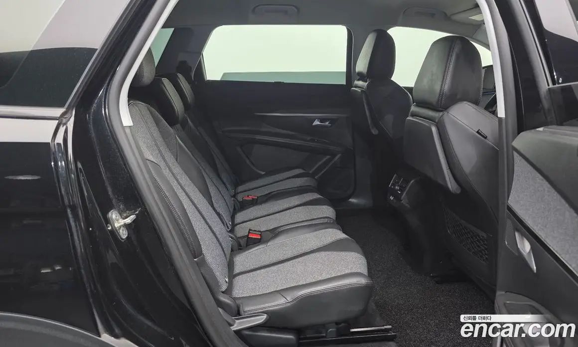 Peugeot 5008 2017 1.6 автомат (гидро), фото 11