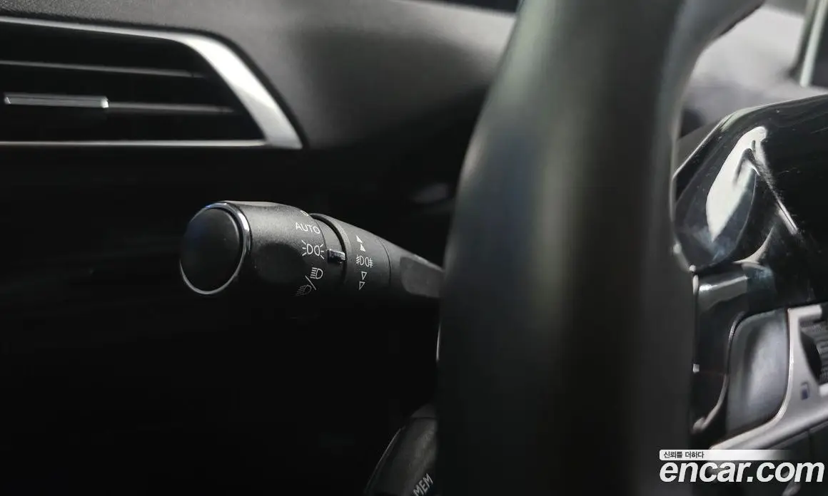 Peugeot 5008 2017 1.6 автомат (гидро), фото 15