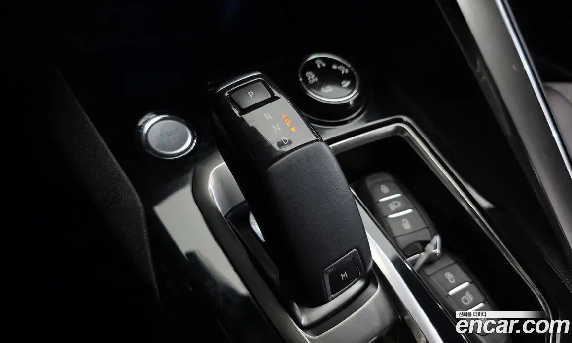 Peugeot 5008 2017 1.6 автомат (гидро), фото 9