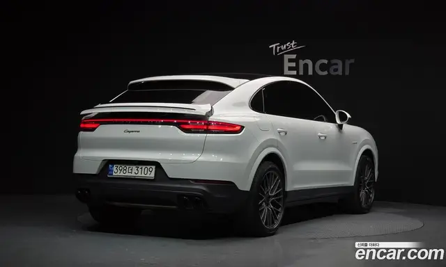 Porsche Cayenne 2021 3.0 автомат (гидро), миниатюра 2