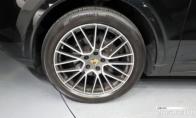 Porsche Cayenne 2023 3.0 автомат (гидро), миниатюра 5