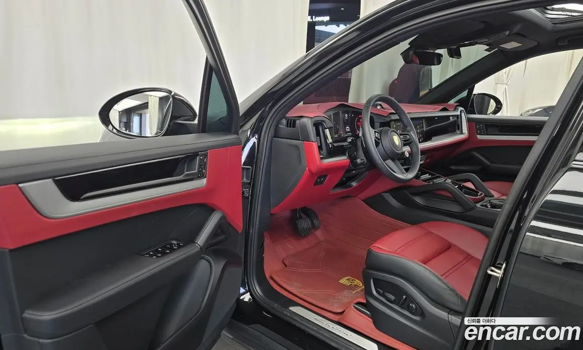 Porsche Cayenne 2024 3.0 автомат (гидро), фото 13