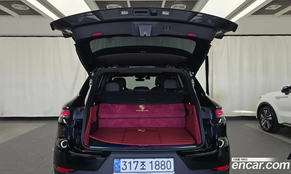 Porsche Cayenne 2024 3.0 автомат (гидро), фото 26