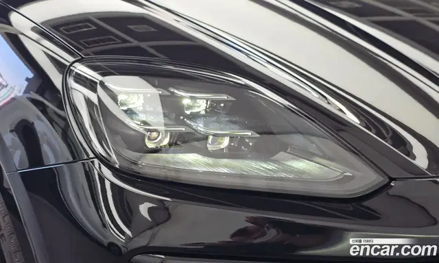 Porsche Cayenne 2024 3.0 автомат (гидро), миниатюра 8