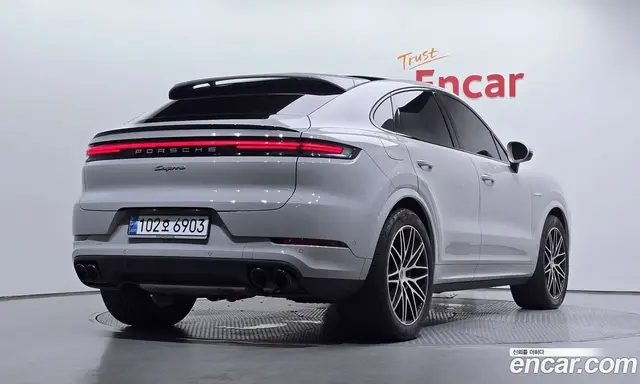 Porsche Cayenne 2024 3.0 автомат (гидро), миниатюра 2