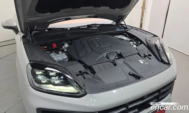 Porsche Cayenne 2024 3.0 автомат (гидро), миниатюра 6