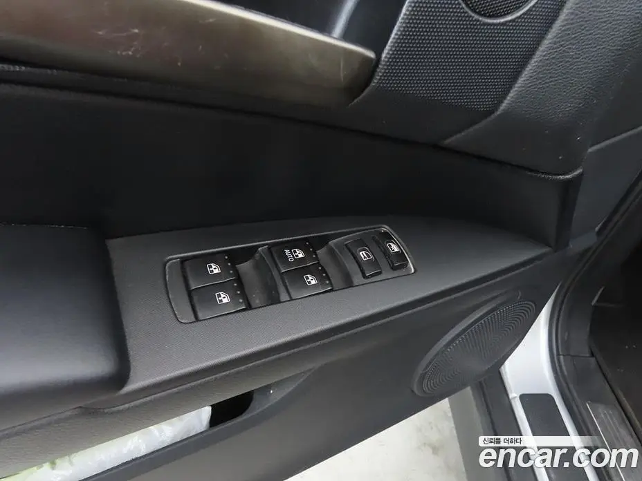 SsangYong Korando 2013 2.0 автомат (гидро), фото 15