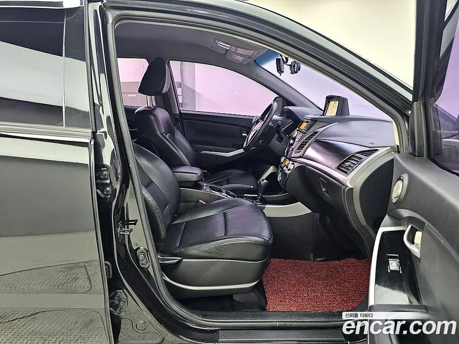 SsangYong Korando 2013 2.0 автомат (гидро), фото 11