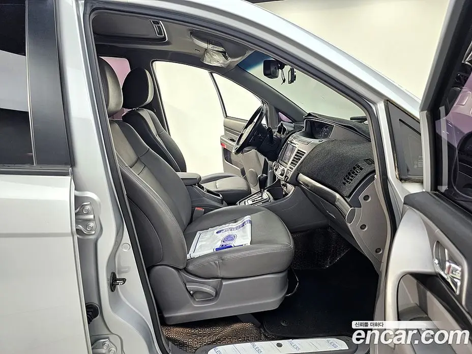 SsangYong Korando 2014 2.0 автомат (гидро), фото 11