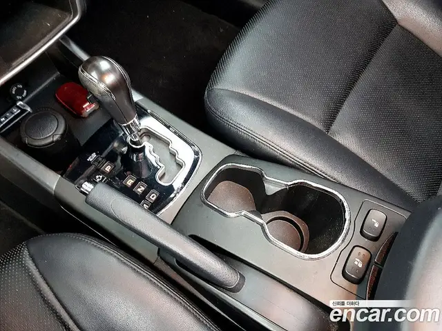 SsangYong Korando 2015 2.0 автомат (гидро), миниатюра 12