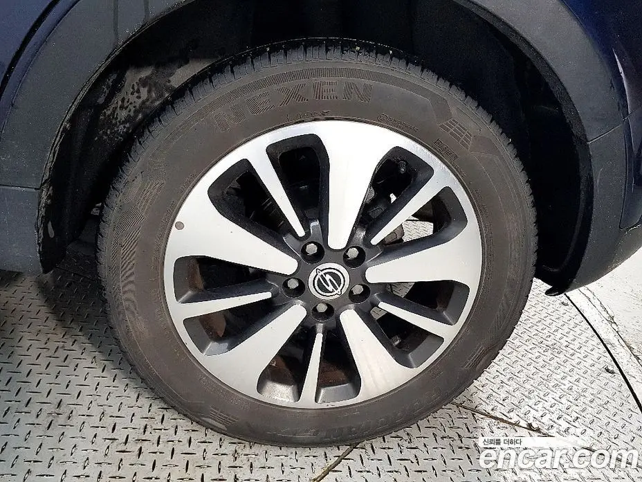 SsangYong Korando 2015 2.0 автомат (гидро), фото 19