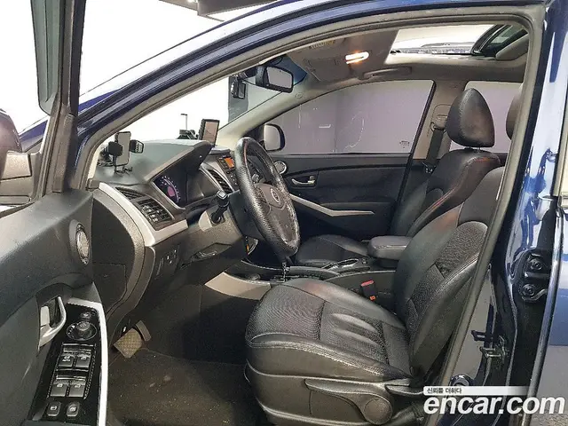 SsangYong Korando 2015 2.0 автомат (гидро), миниатюра 7