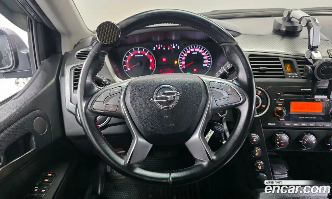 SsangYong Korando 2015 2.0 автомат (гидро), фото 13