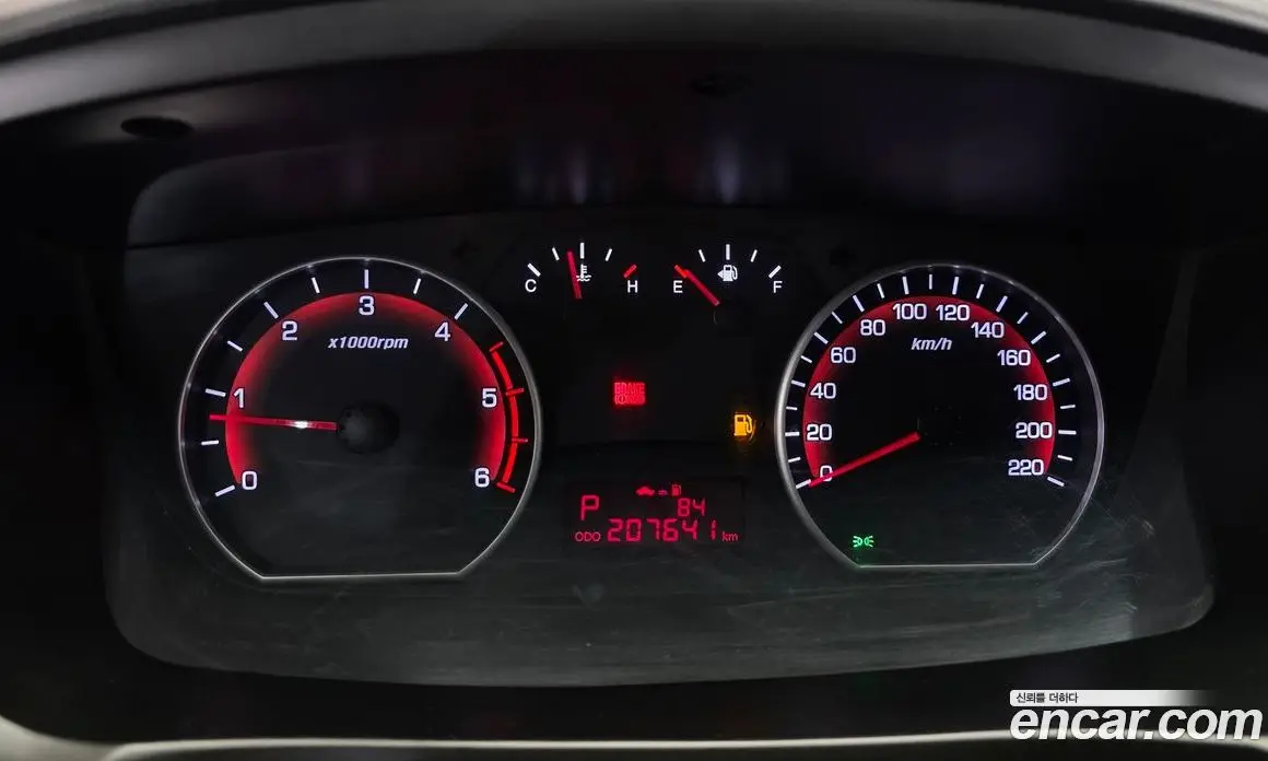 SsangYong Korando 2015 2.0 автомат (гидро), фото 8