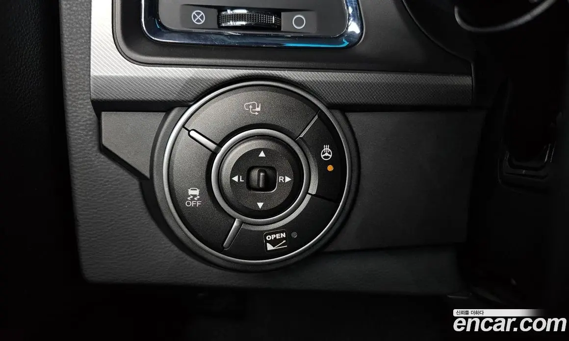 SsangYong Korando 2016 2.0 автомат (гидро), фото 14