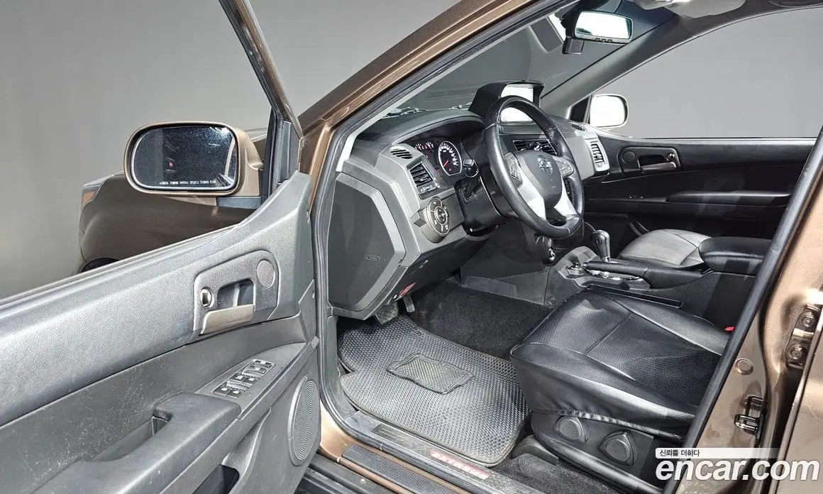 SsangYong Korando 2016 2.0 автомат (гидро), фото 10