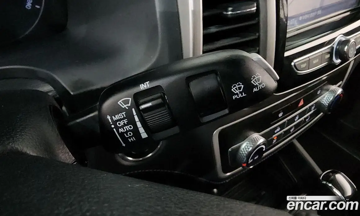 SsangYong Rexton 2018 2.2 автомат (гидро), фото 19