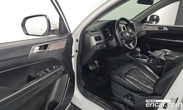 SsangYong Rexton 2018 2.2 автомат (гидро), миниатюра 12
