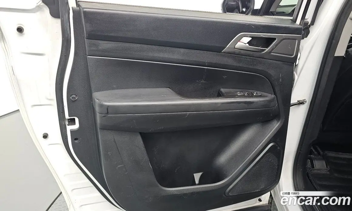 SsangYong Rexton 2018 2.2 автомат (гидро), фото 14