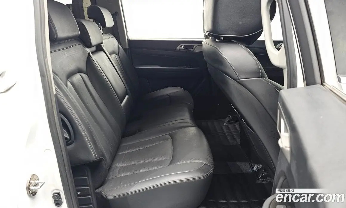 SsangYong Rexton 2018 2.2 автомат (гидро), фото 16