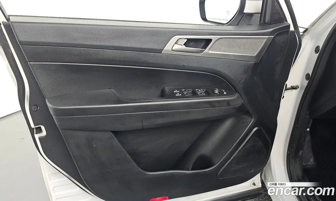 SsangYong Rexton 2018 2.2 автомат (гидро), фото 27