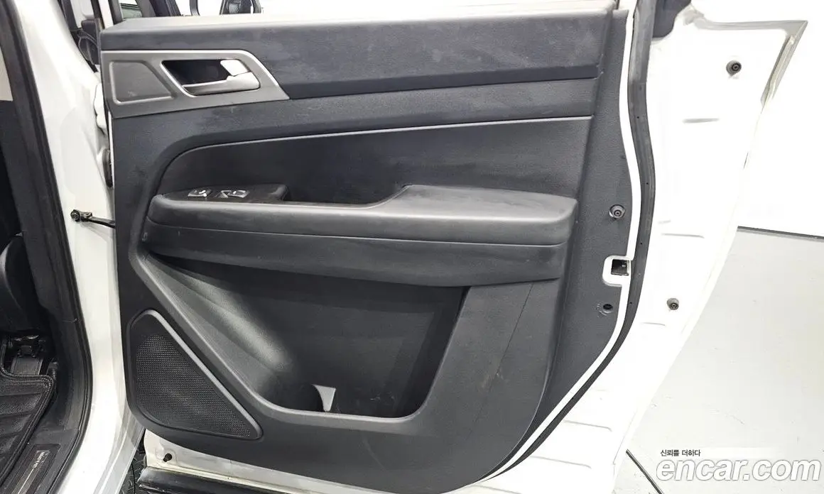 SsangYong Rexton 2018 2.2 автомат (гидро), фото 29