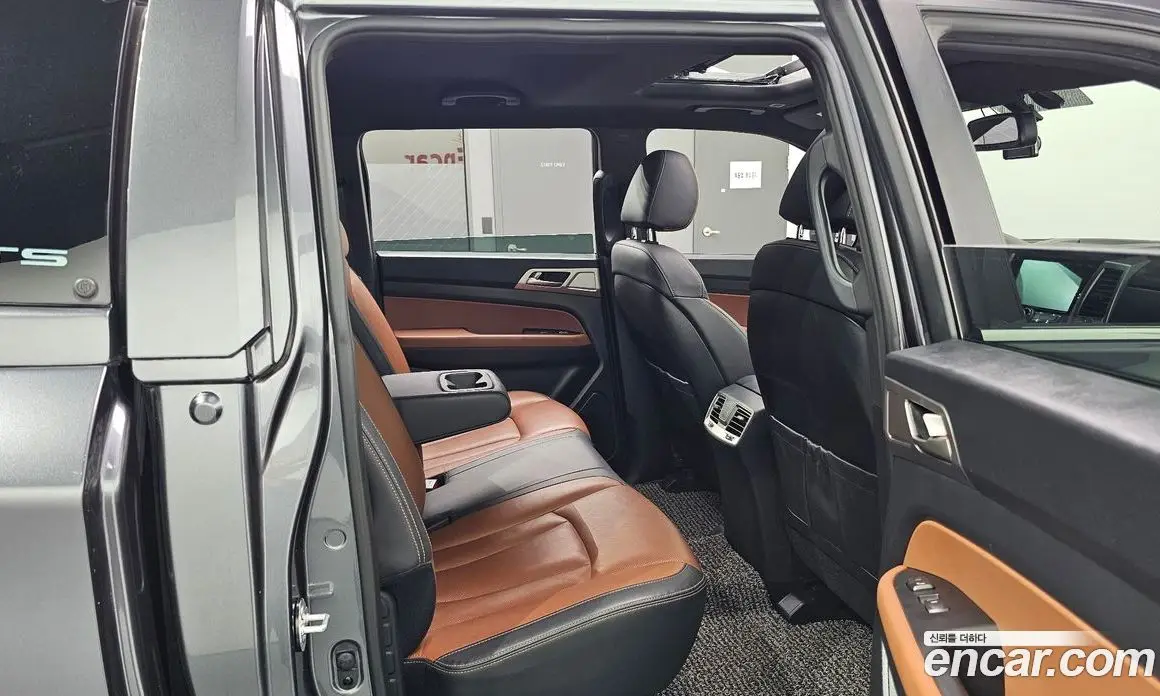 SsangYong Rexton 2018 2.2 автомат (гидро), фото 17