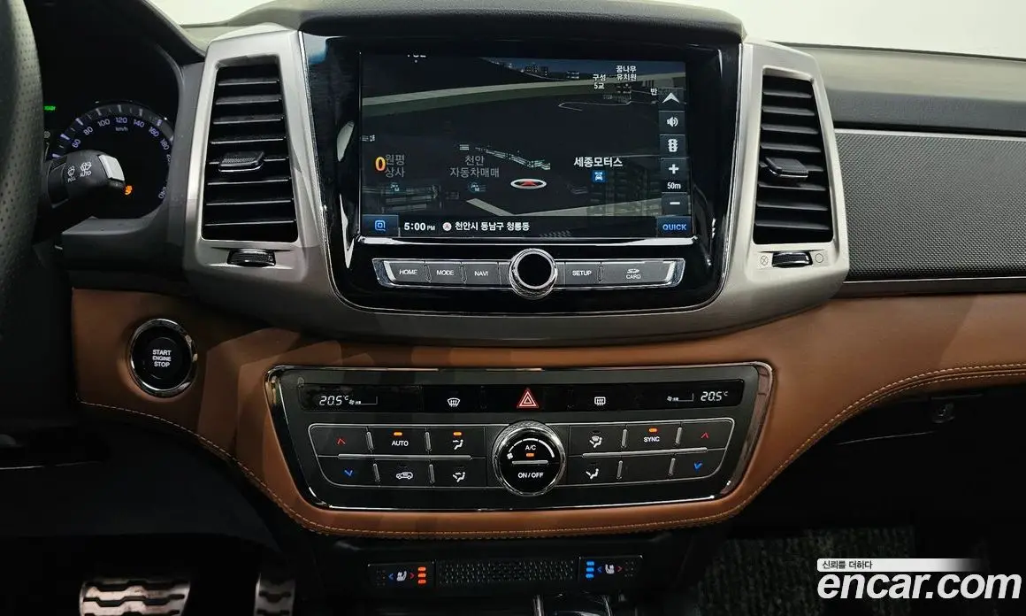 SsangYong Rexton 2018 2.2 автомат (гидро), фото 19