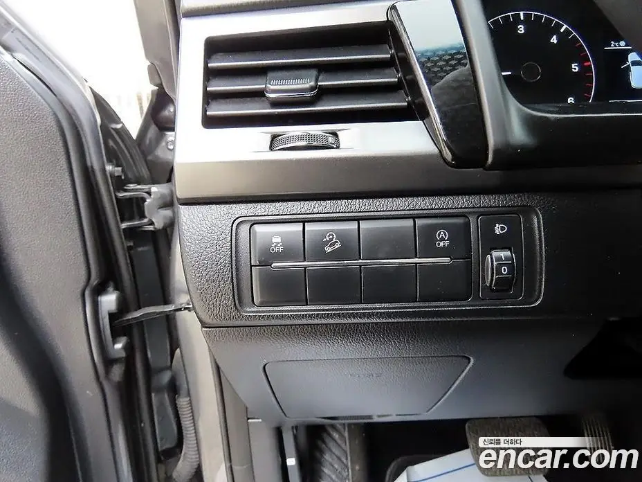 SsangYong Rexton 2022 2.2 автомат (гидро), фото 14