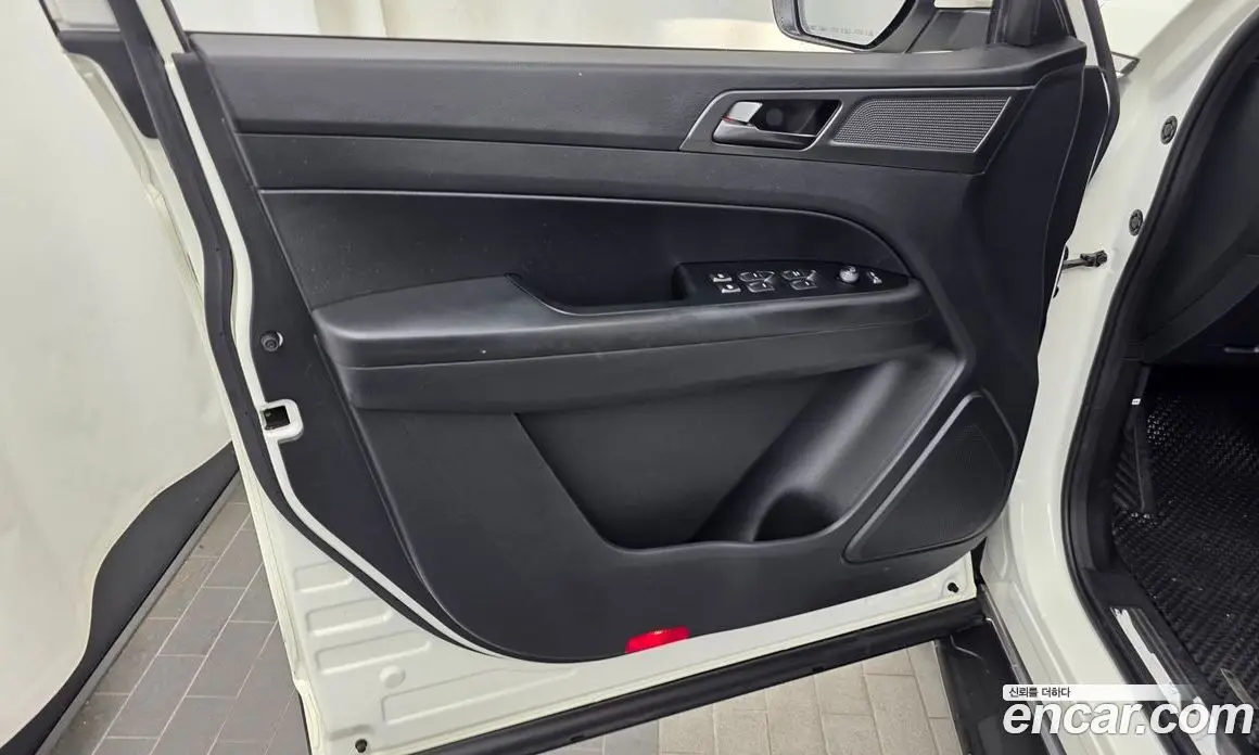 SsangYong Rexton 2023 2.2 автомат (гидро), фото 14