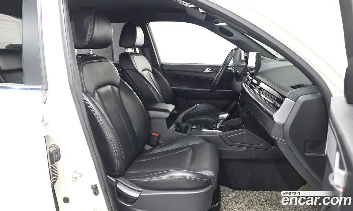 SsangYong Rexton 2024 2.2 автомат (гидро), фото 11