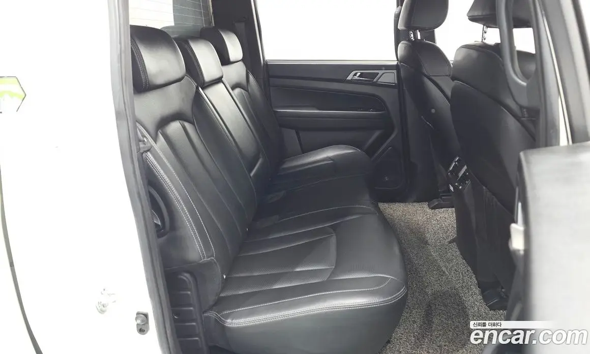 SsangYong Rexton 2024 2.2 автомат (гидро), фото 12