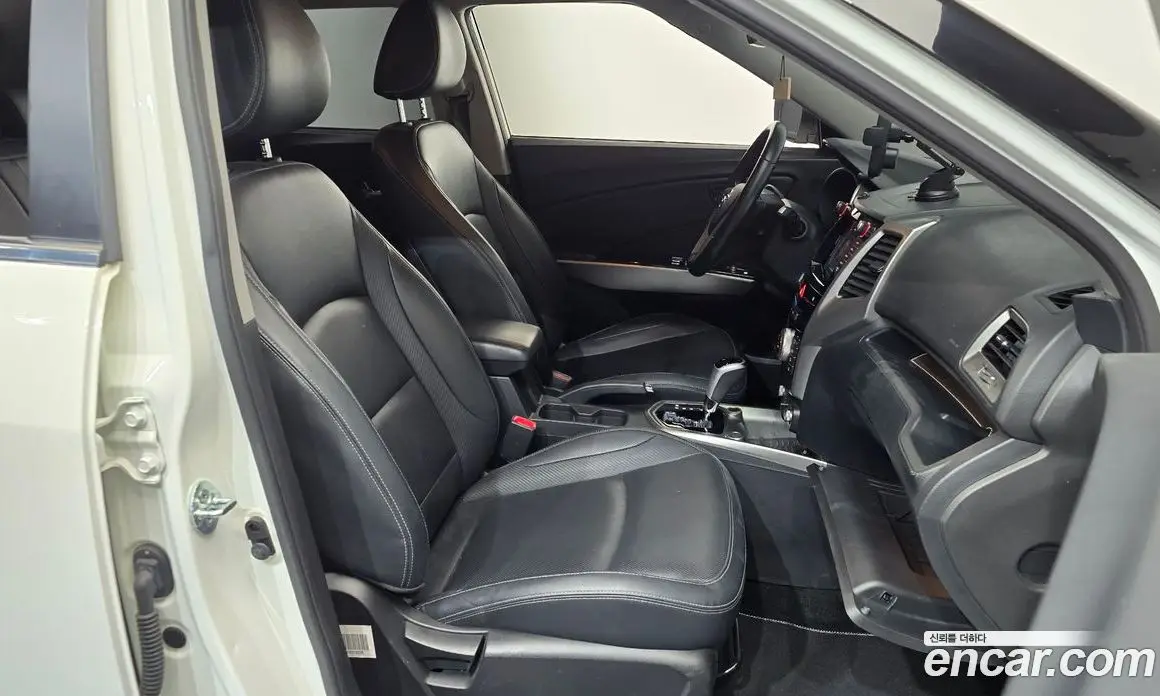 SsangYong TIBOLI 2015 1.6 автомат (гидро), фото 15