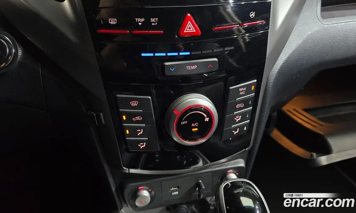SsangYong TIBOLI 2015 1.6 автомат (гидро), фото 29