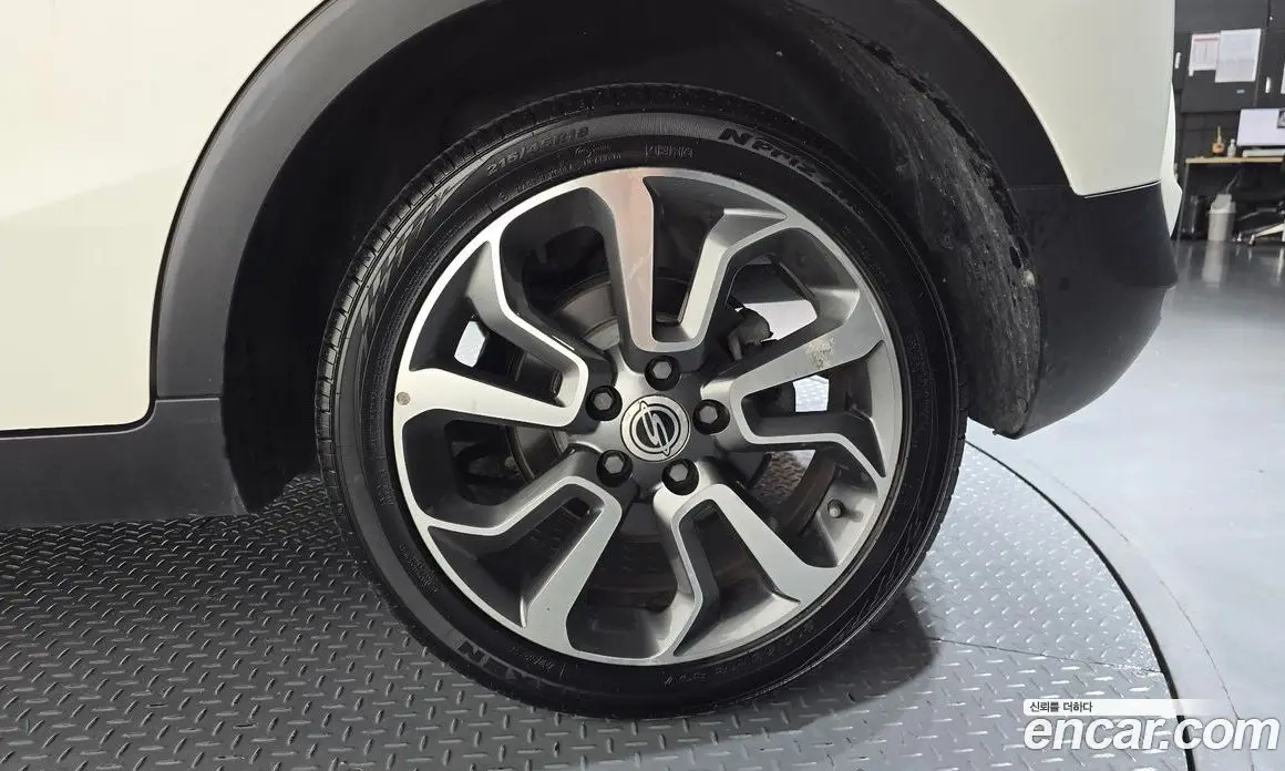 SsangYong TIBOLI 2015 1.6 автомат (гидро), фото 6