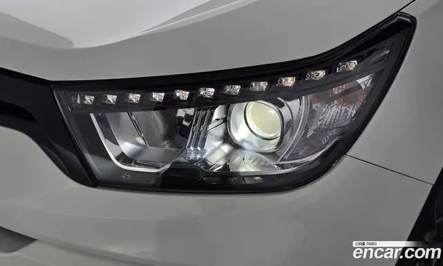 SsangYong TIBOLI 2015 1.6 автомат (гидро), миниатюра 7